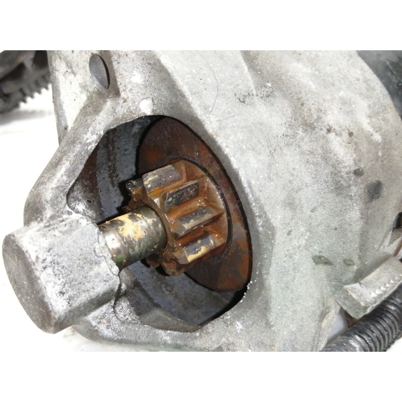 Recambio de motor arranque para renault clio ii fase ii (b/cb0) campus referencia OEM IAM 8200369521  