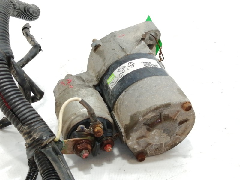 Recambio de motor arranque para renault clio ii fase ii (b/cb0) campus referencia OEM IAM 8200369521  