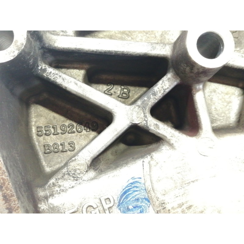 Recambio de soporte motor para opel astra h caravan elegance referencia OEM IAM 55192649  
