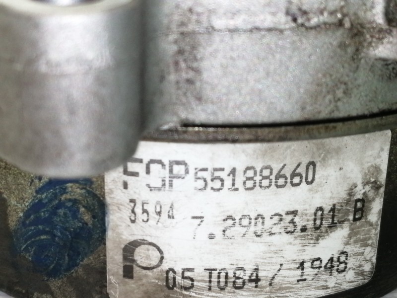 Recambio de depresor freno / bomba vacio para opel astra h caravan elegance referencia OEM IAM 55188660  