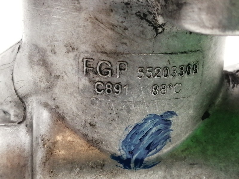 Recambio de termostato para opel astra h caravan elegance referencia OEM IAM 55203388  