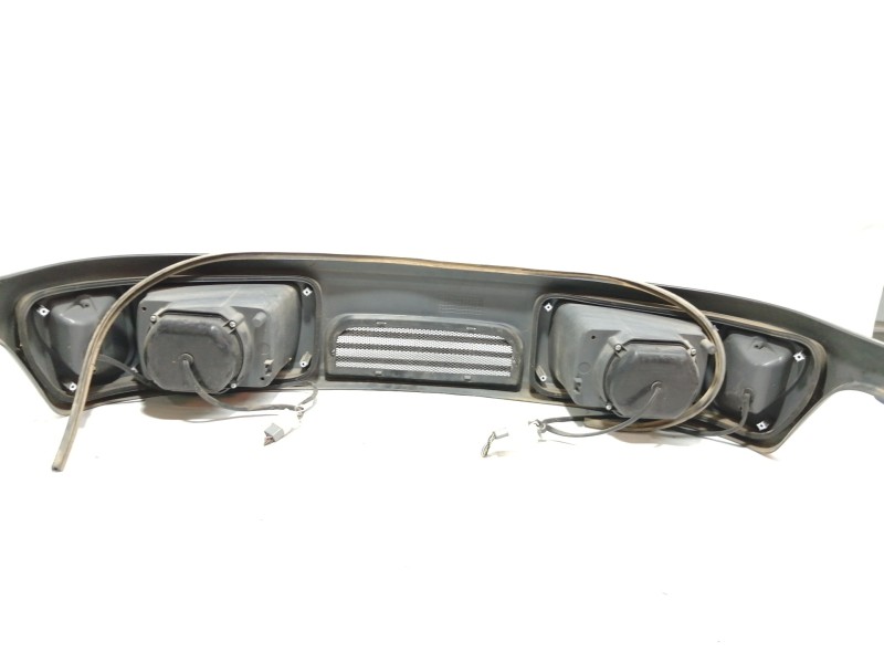 Recambio de paragolpes delantero para piaggio (vespa) ape 50 van referencia OEM IAM 308036  