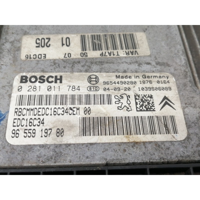 Recambio de centralita motor uce para peugeot 206 berlina x-line referencia OEM IAM 0281011784  