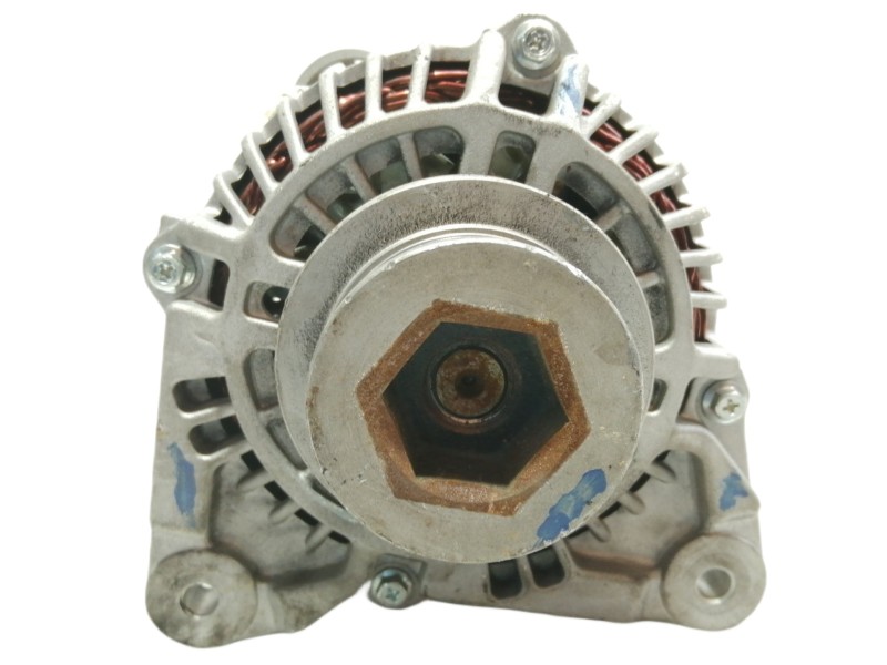 Recambio de alternador para nissan almera (n16/e) acenta referencia OEM IAM F8626481  