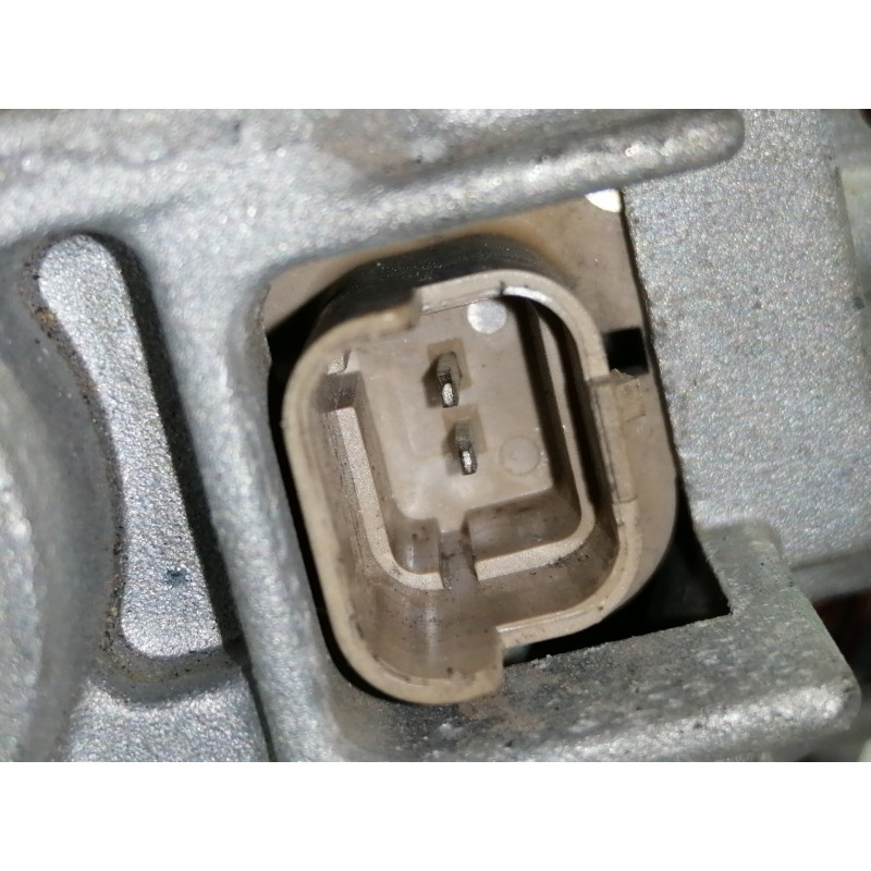 Recambio de alternador para nissan almera (n16/e) acenta referencia OEM IAM F8626481  