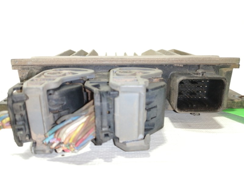 Recambio de centralita motor uce para nissan almera (n16/e) acenta referencia OEM IAM 8200275911  