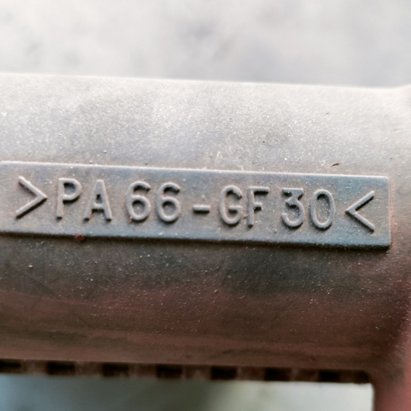 Recambio de radiador agua para renault master desde ´98 base, caja cerrada l1h1 rs 3078 referencia OEM IAM PA66GF30 PA66-GF30 