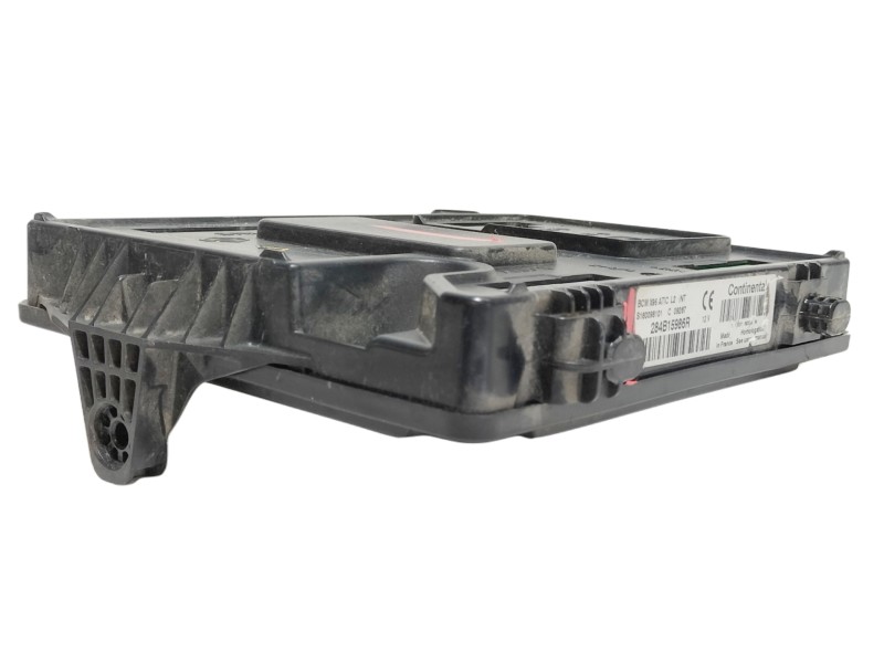 Recambio de modulo electronico para renault megane iii berlina 5 p dynamique referencia OEM IAM 284B15986R  