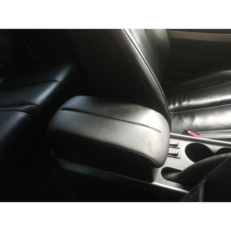 Recambio de apoyabrazos central para mazda cx-7 (er) active referencia OEM IAM EH6464441  