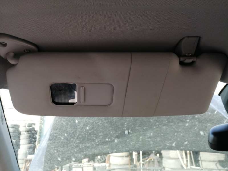 Recambio de parasol izquierdo para bmw serie 1 berlina (e81/e87) 118d referencia OEM IAM 71205599  