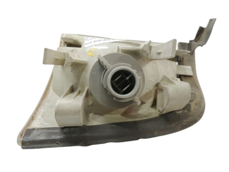 Recambio de piloto delantero derecho para audi 80/90 (893) 80 referencia OEM IAM 8A0953050A 1305230917 