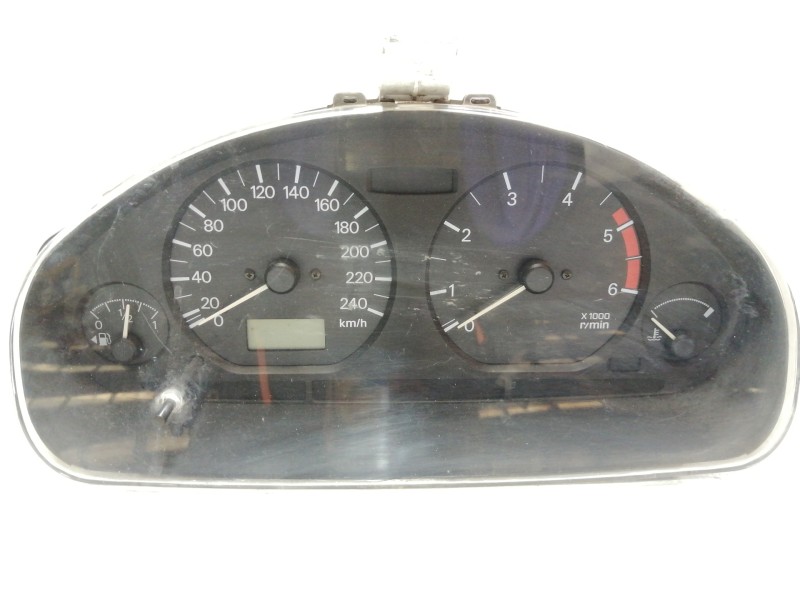 Recambio de cuadro instrumentos para mitsubishi carisma berlina 4 (da0) 1900 comfort referencia OEM IAM 431413B  