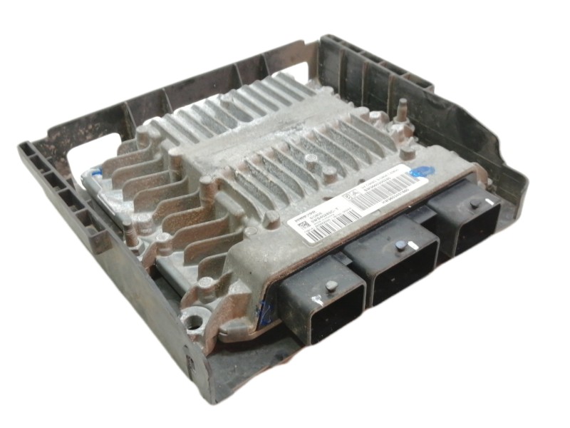 Recambio de centralita motor uce para citroën c3 hdi 70 collection referencia OEM IAM 5WS40285C  
