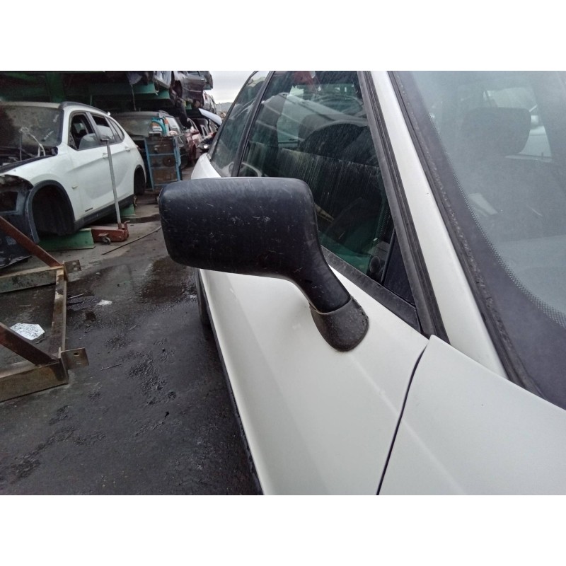 Recambio de retrovisor derecho para audi 80/90 (893) 80 referencia OEM IAM 893857502  