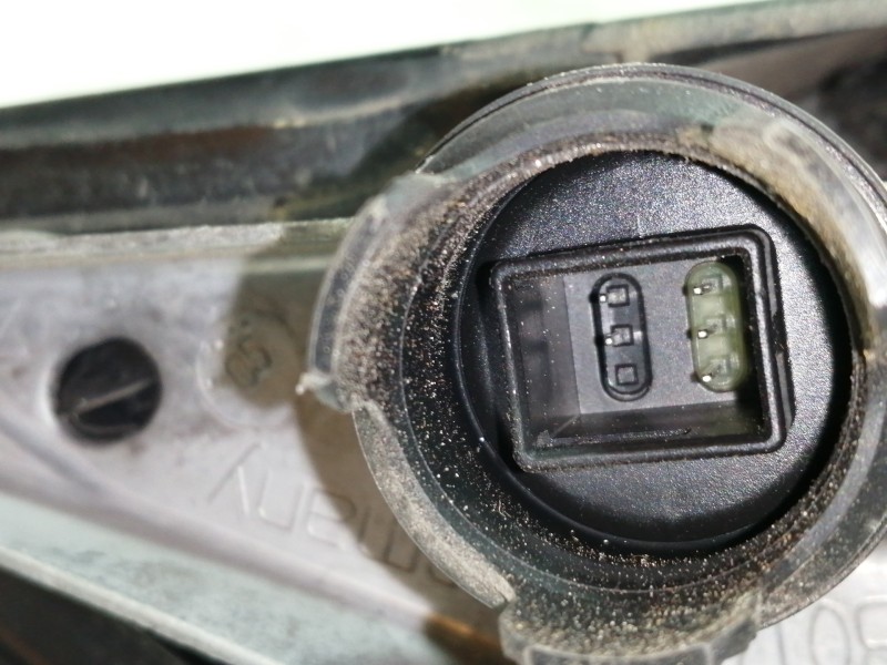 Recambio de retrovisor izquierdo para bmw serie 1 berlina (e81/e87) 118d referencia OEM IAM 34019  ELECTRICO 5 PINES