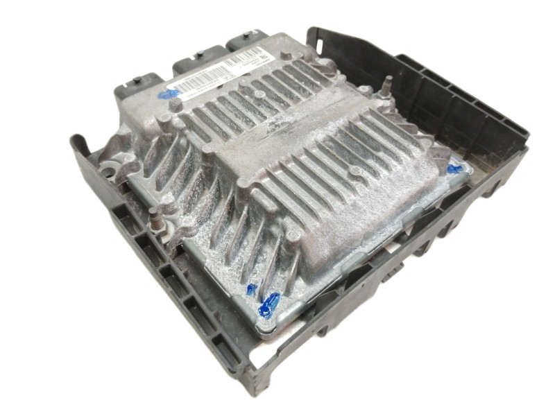 Recambio de centralita motor uce para citroën c3 hdi 70 collection referencia OEM IAM 5WS40285C  