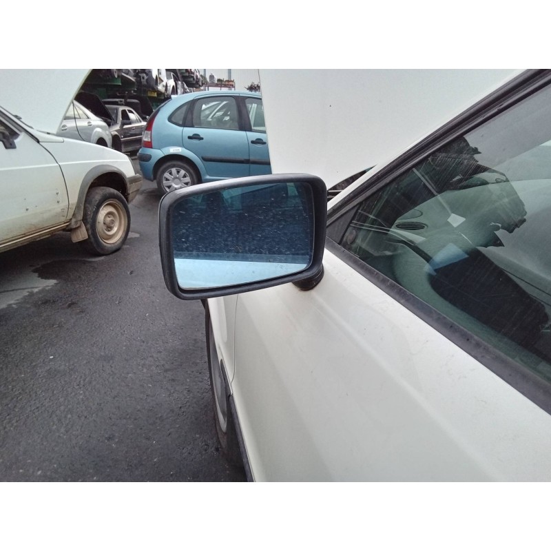 Recambio de retrovisor izquierdo para audi 80/90 (893) 80 referencia OEM IAM   