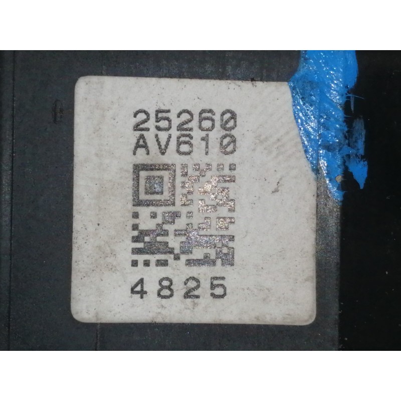 Recambio de mando limpia para nissan primera berlina (p12) acenta referencia OEM IAM 25260AV610  