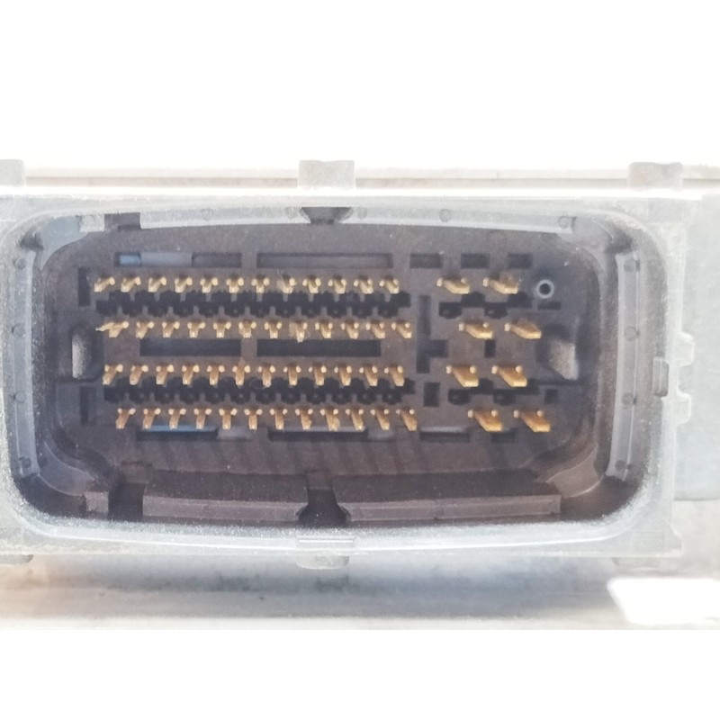 Recambio de centralita motor uce para opel corsa c referencia OEM IAM 8973000975  