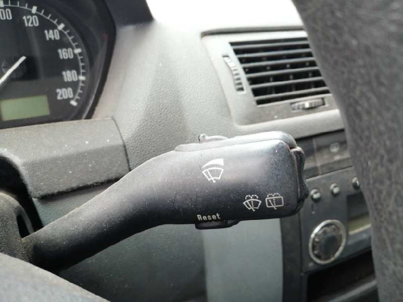 Recambio de mando limpia para skoda fabia (6y2/6y3) comfort referencia OEM IAM K0301202032  