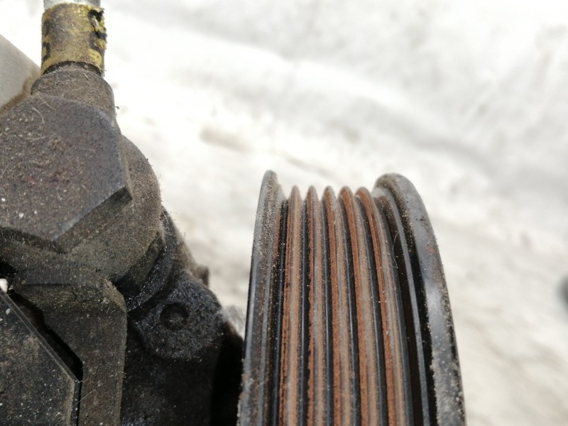 Recambio de bomba direccion para opel vectra b berlina edition 2000 referencia OEM IAM 90495957  