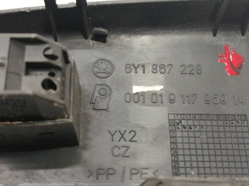 Recambio de mando elevalunas delantero derecho para skoda fabia (6y2/6y3) comfort referencia OEM IAM 6Y1867228  