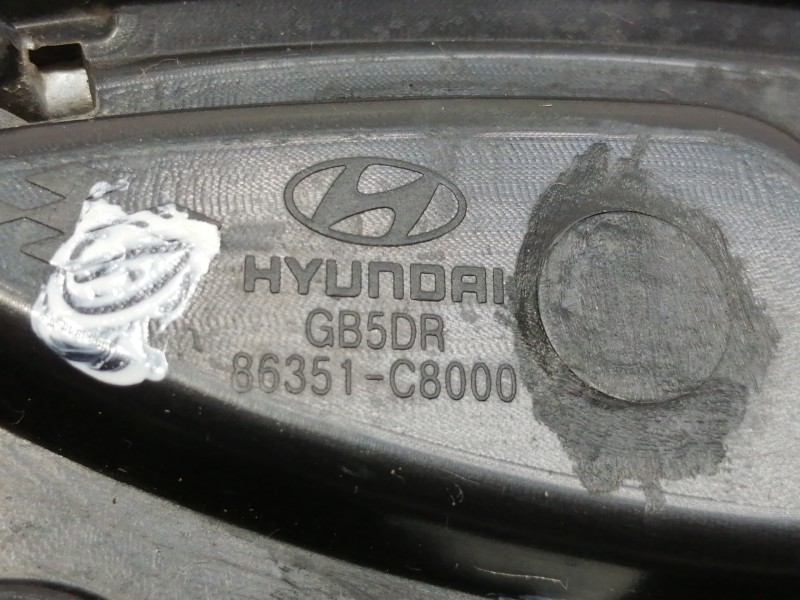 Recambio de rejilla paragolpes delantero para hyundai i20 elegant referencia OEM IAM 86351C8000  