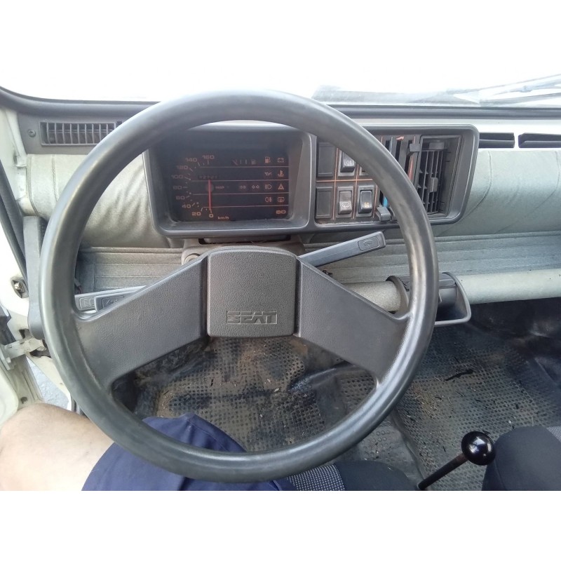 Recambio de volante para seat marbella ce referencia OEM IAM 17193  