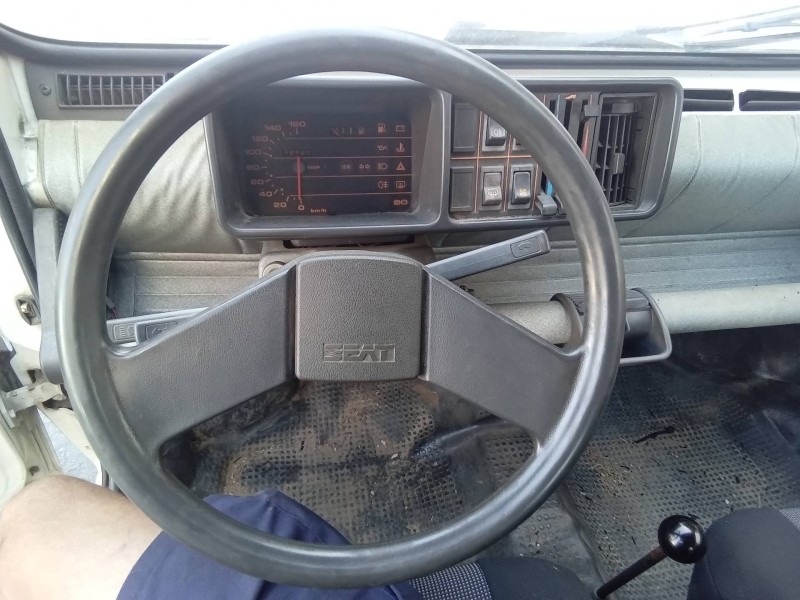 Recambio de volante para seat marbella ce referencia OEM IAM 17193  