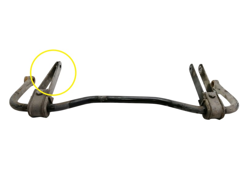 Recambio de barra estabilizadora trasera para nissan cabstar 01.04  cabina simple cabina individual referencia OEM IAM   