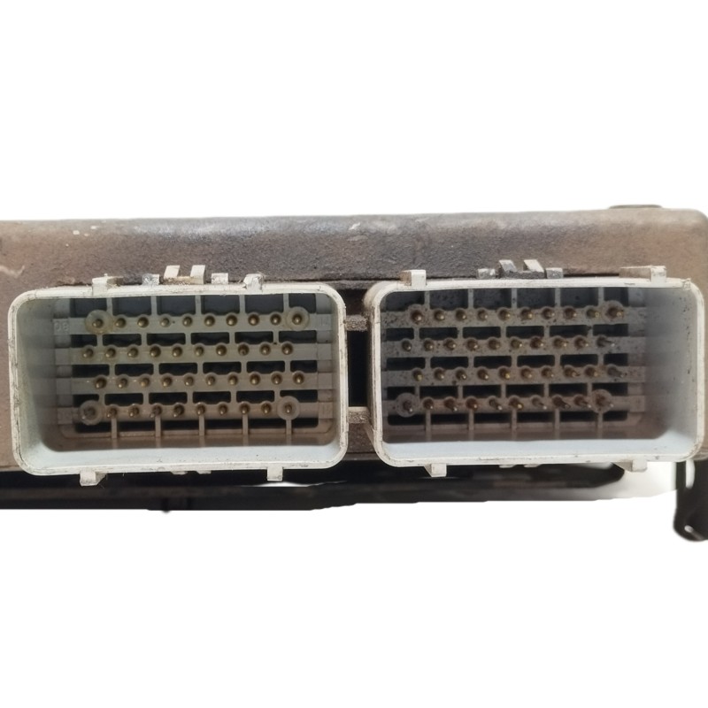 Recambio de centralita motor uce para chrysler neon (pl) 2.0 le referencia OEM IAM P05033085AA  