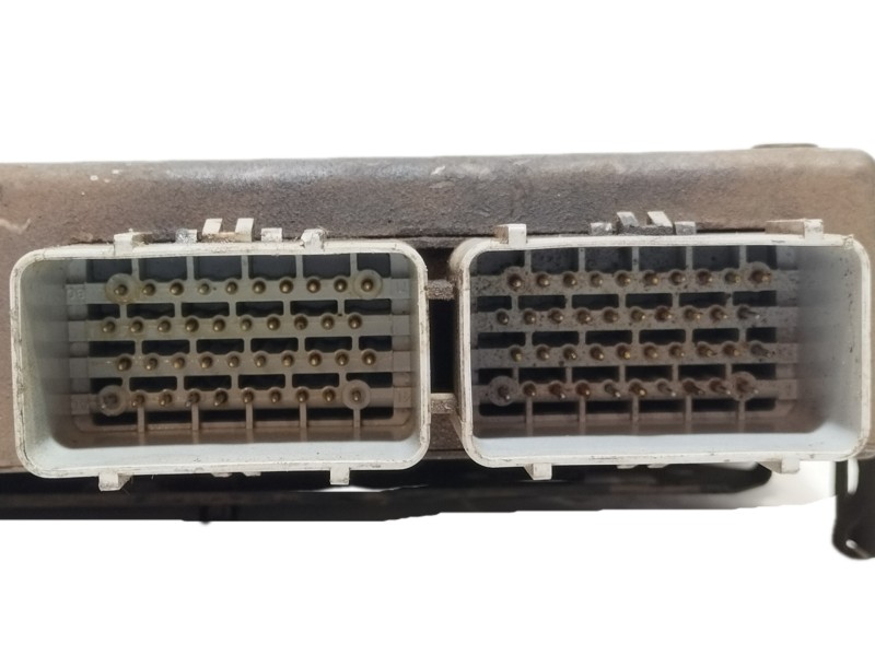 Recambio de centralita motor uce para chrysler neon (pl) 2.0 le referencia OEM IAM P05033085AA  