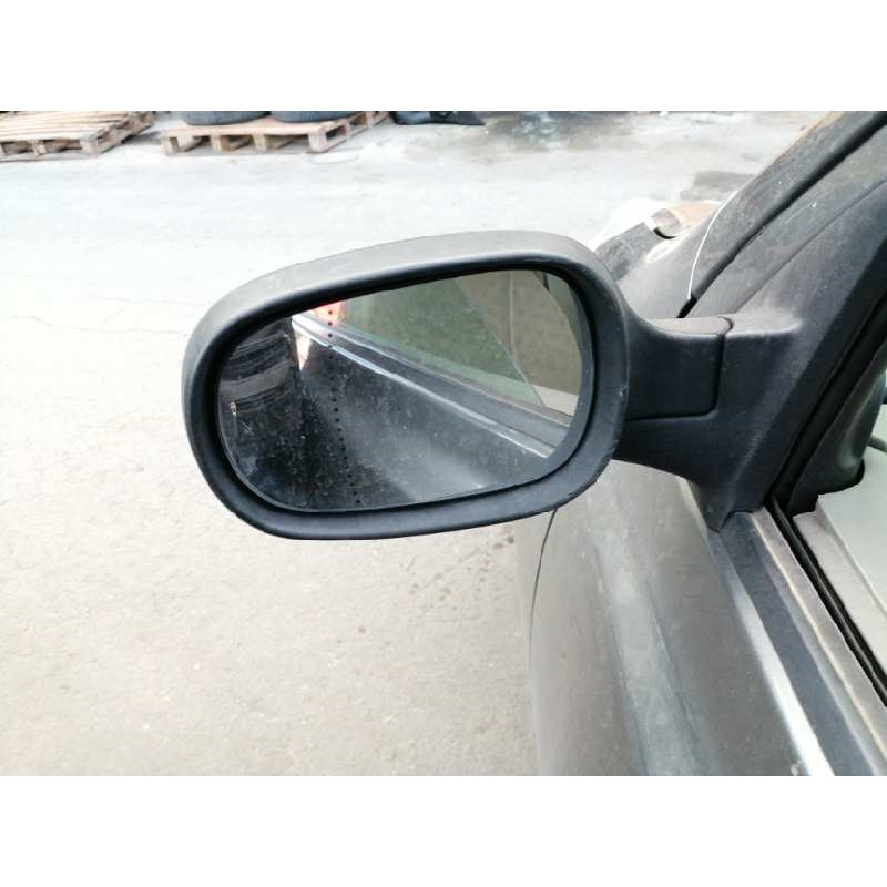 Recambio de retrovisor izquierdo para nissan micra (k12e) 1.2 cat referencia OEM IAM 302661  