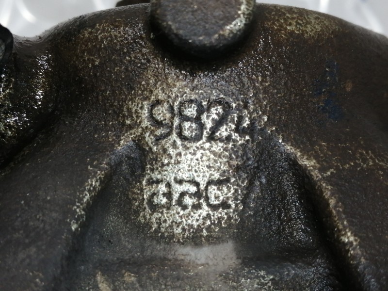 Recambio de pinza freno delantera derecha para opel astra h berlina elegance referencia OEM IAM 31862  