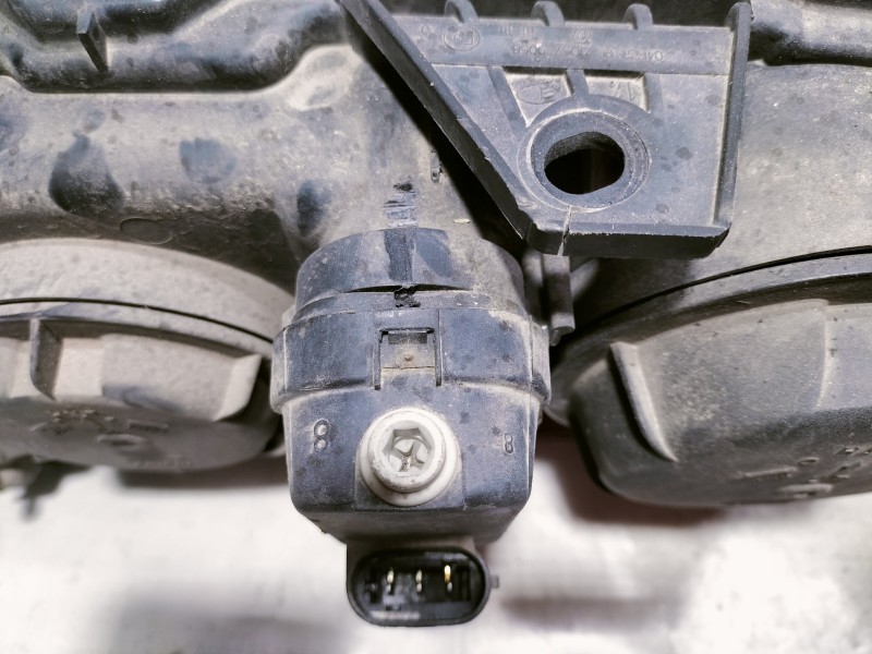 Recambio de faro derecho para renault laguna ii grandtour (kg0) dynamique referencia OEM IAM   