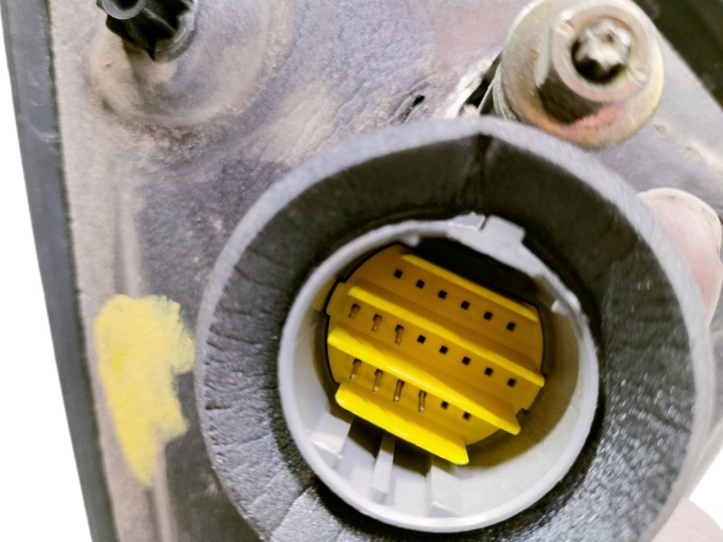 Recambio de retrovisor derecho para renault laguna ii grandtour (kg0) dynamique referencia OEM IAM E9014128 014128 