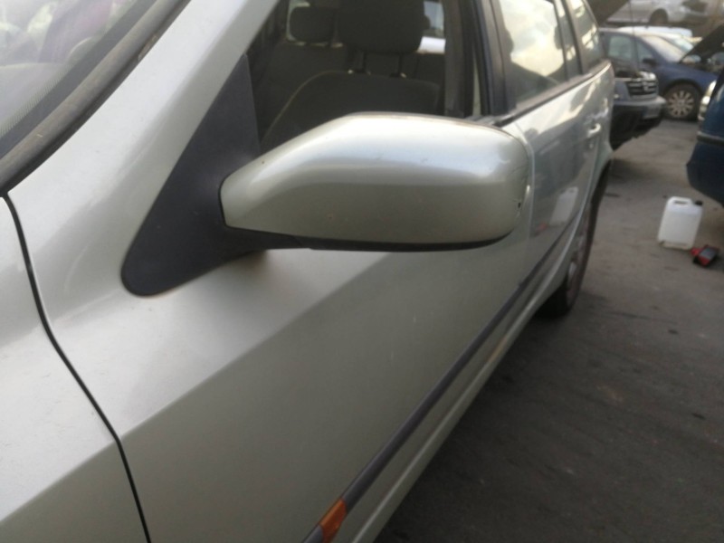 Recambio de retrovisor izquierdo para renault laguna ii grandtour (kg0) dynamique referencia OEM IAM 15900000L  