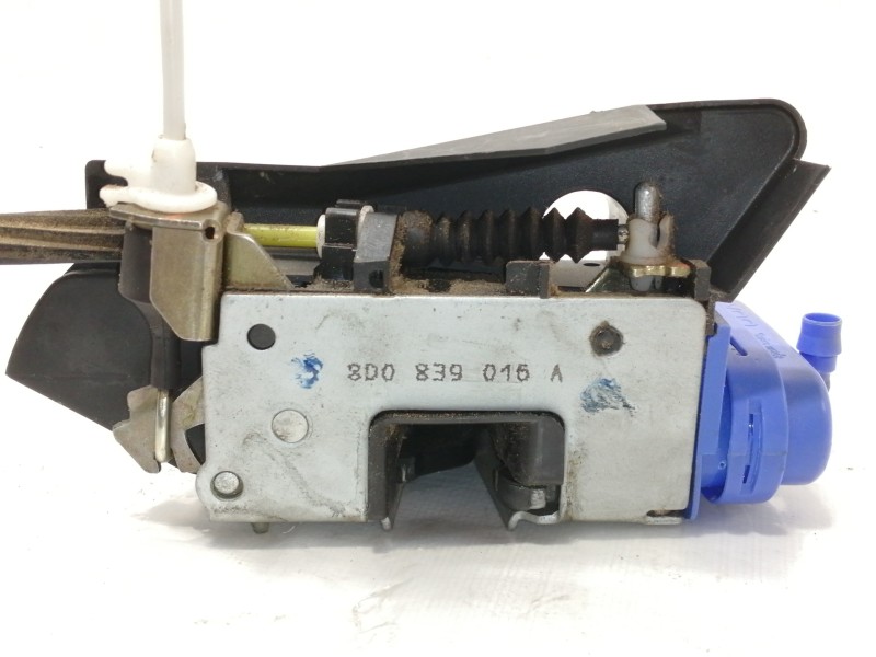 Recambio de cerradura puerta trasera derecha para audi a4 berlina (b5) 1.8 t referencia OEM IAM 8D0839015A  