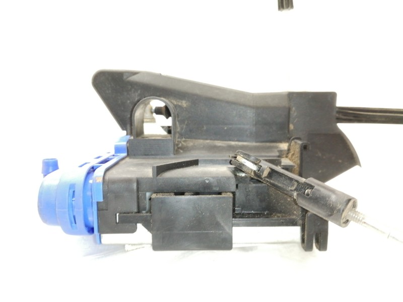 Recambio de cerradura puerta trasera derecha para audi a4 berlina (b5) 1.8 t referencia OEM IAM 8D0839015A  