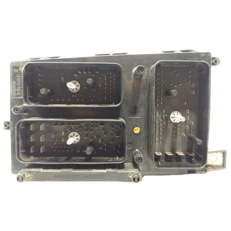 Recambio de caja reles / fusibles para opel astra h berlina elegance referencia OEM IAM 5DK00866838 13206754 015349211