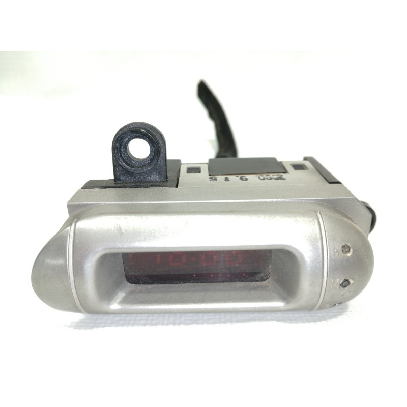 Recambio de pantalla multifuncion para hyundai coupe (rd) 1.6 fx referencia OEM IAM 9451027050  