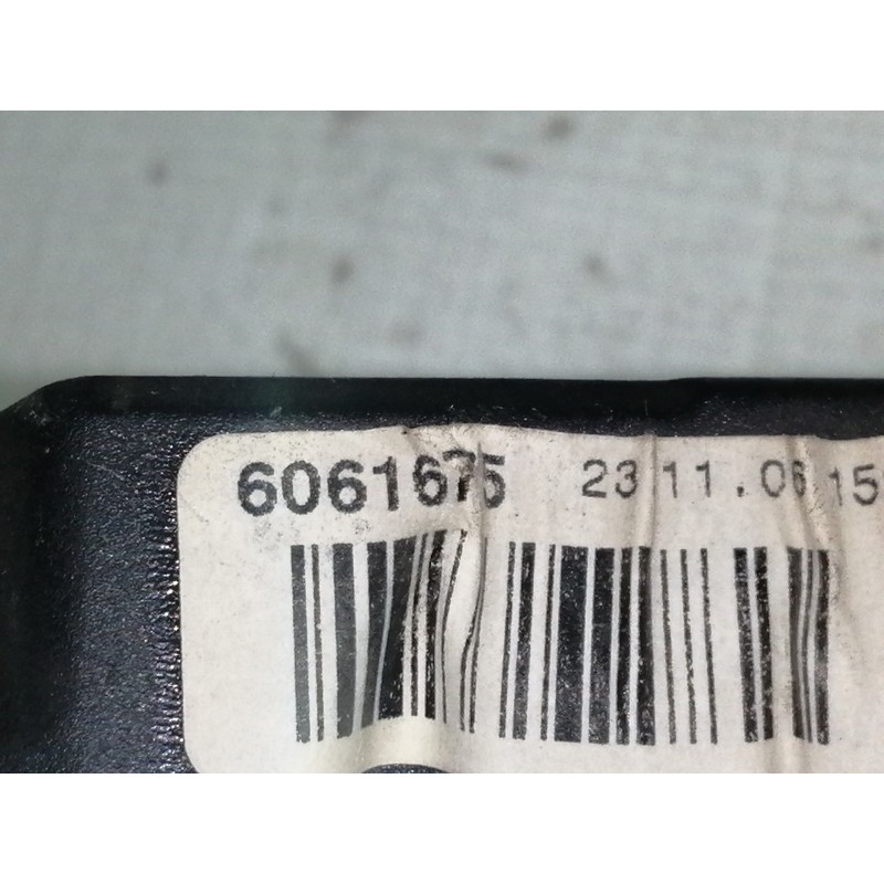 Recambio de cinturon seguridad trasero izquierdo para seat leon (1p1) stylance / style referencia OEM IAM 6061675  3 PUERTAS