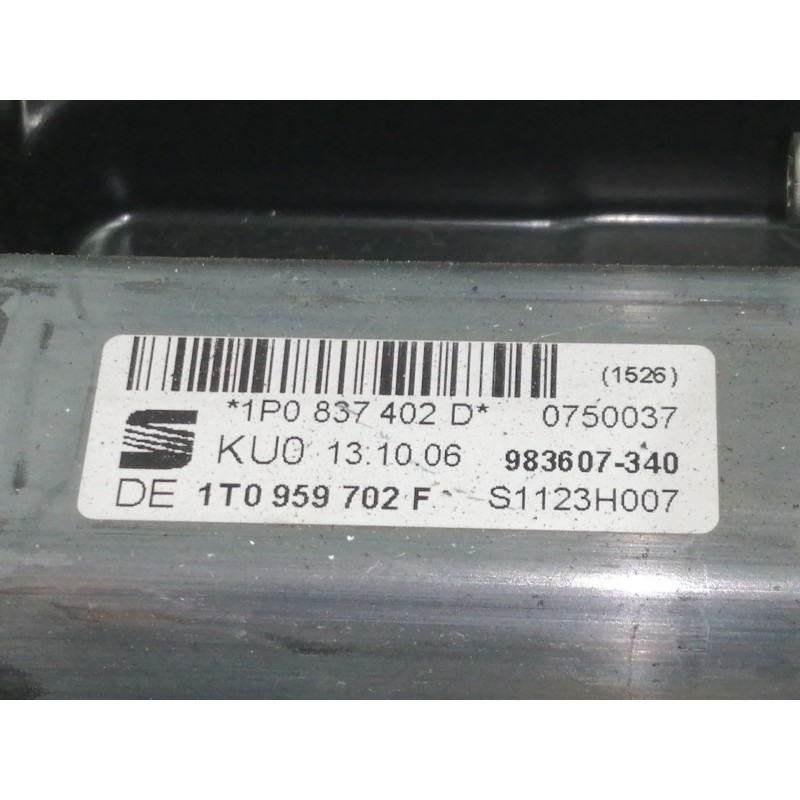 Recambio de elevalunas delantero derecho para seat leon (1p1) stylance / style referencia OEM IAM 1P0837402D  
