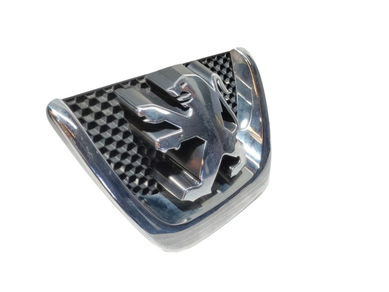 Recambio de rejilla paragolpes central para peugeot 207 sw confort referencia OEM IAM   