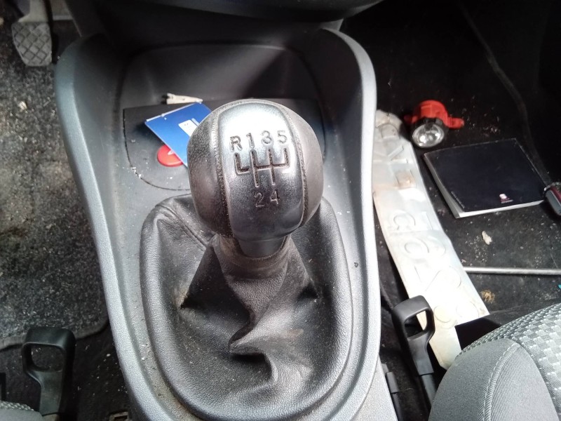 Recambio de pomo palanca cambio para seat leon (1p1) stylance / style referencia OEM IAM 1K0711049BG  