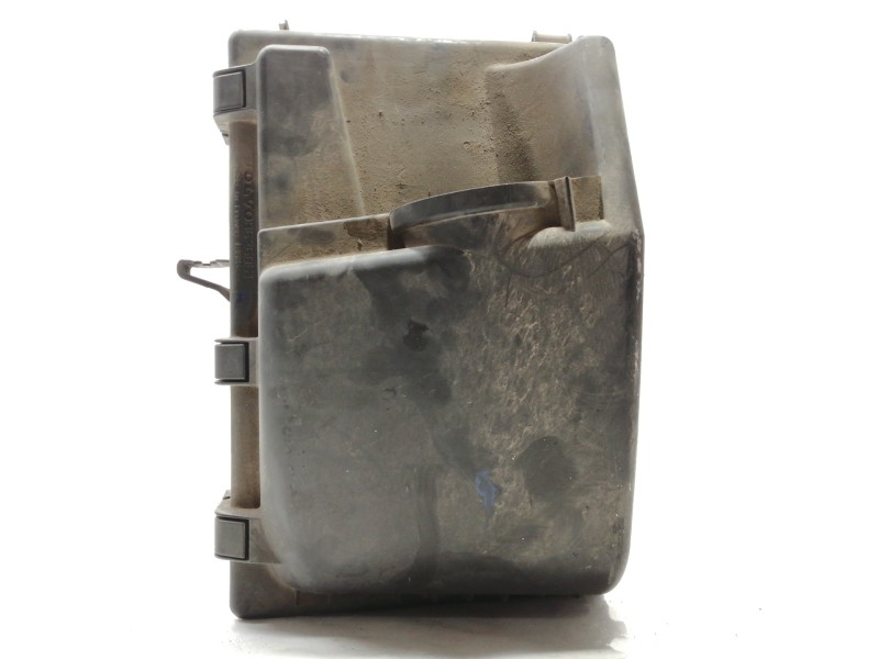 Recambio de filtro aire para volvo xc70 2.4 d awd kinetic referencia OEM IAM 8626061  