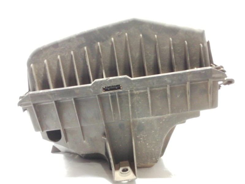 Recambio de filtro aire para volvo xc70 2.4 d awd kinetic referencia OEM IAM 8626061  