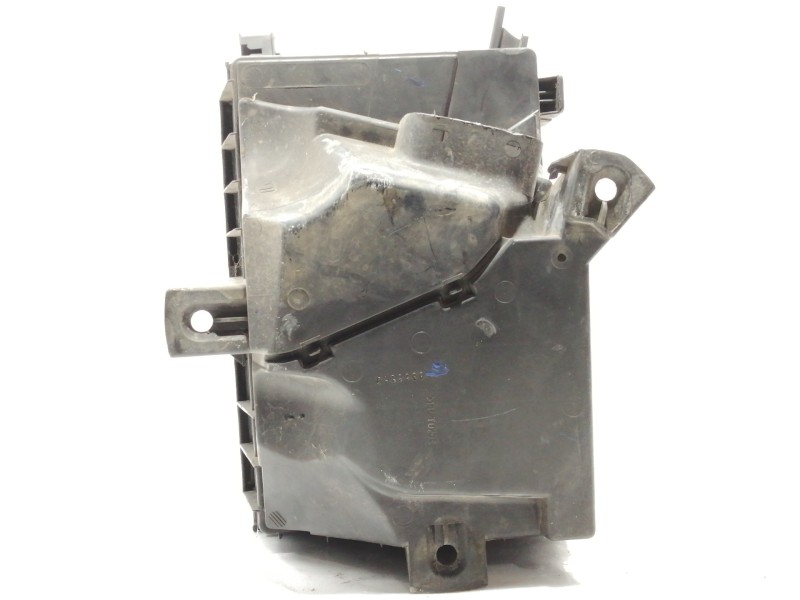 Recambio de filtro aire para volvo xc70 2.4 d awd kinetic referencia OEM IAM 8626061  