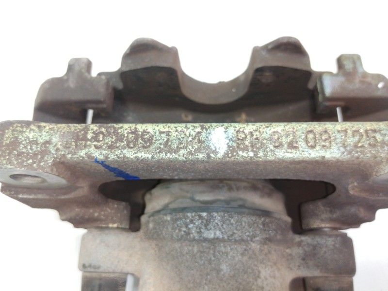 Recambio de pinza freno delantera izquierda para volvo xc70 2.4 d awd kinetic referencia OEM IAM 9209724  