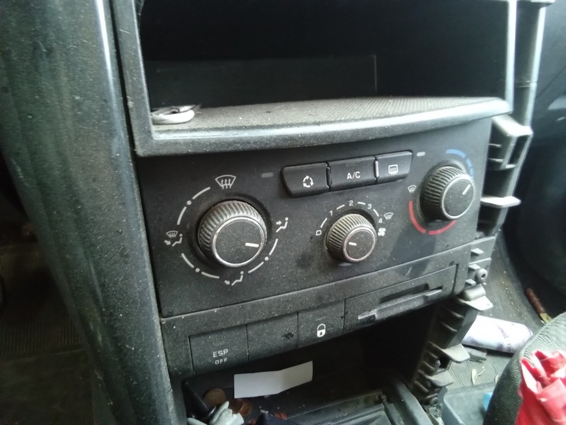 Recambio de mando calefaccion / aire acondicionado para peugeot 207 confort referencia OEM IAM N108225D E1065950 